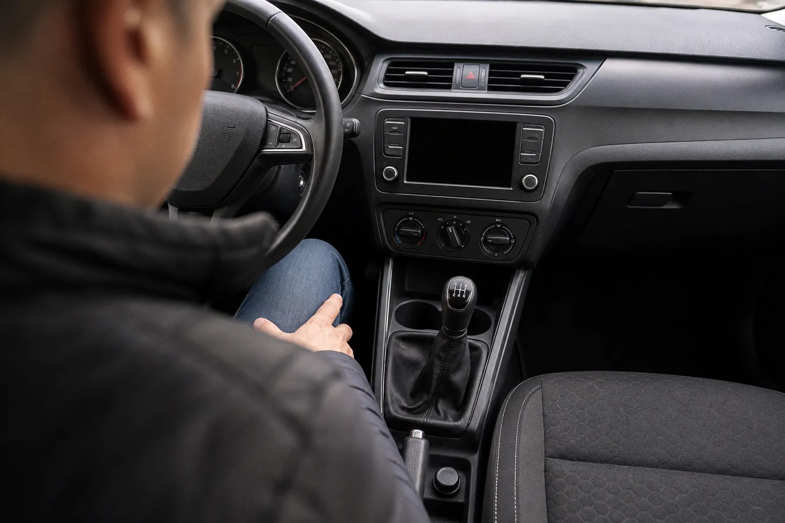 Boîte automatique ou manuelle : quel choix pour votre location