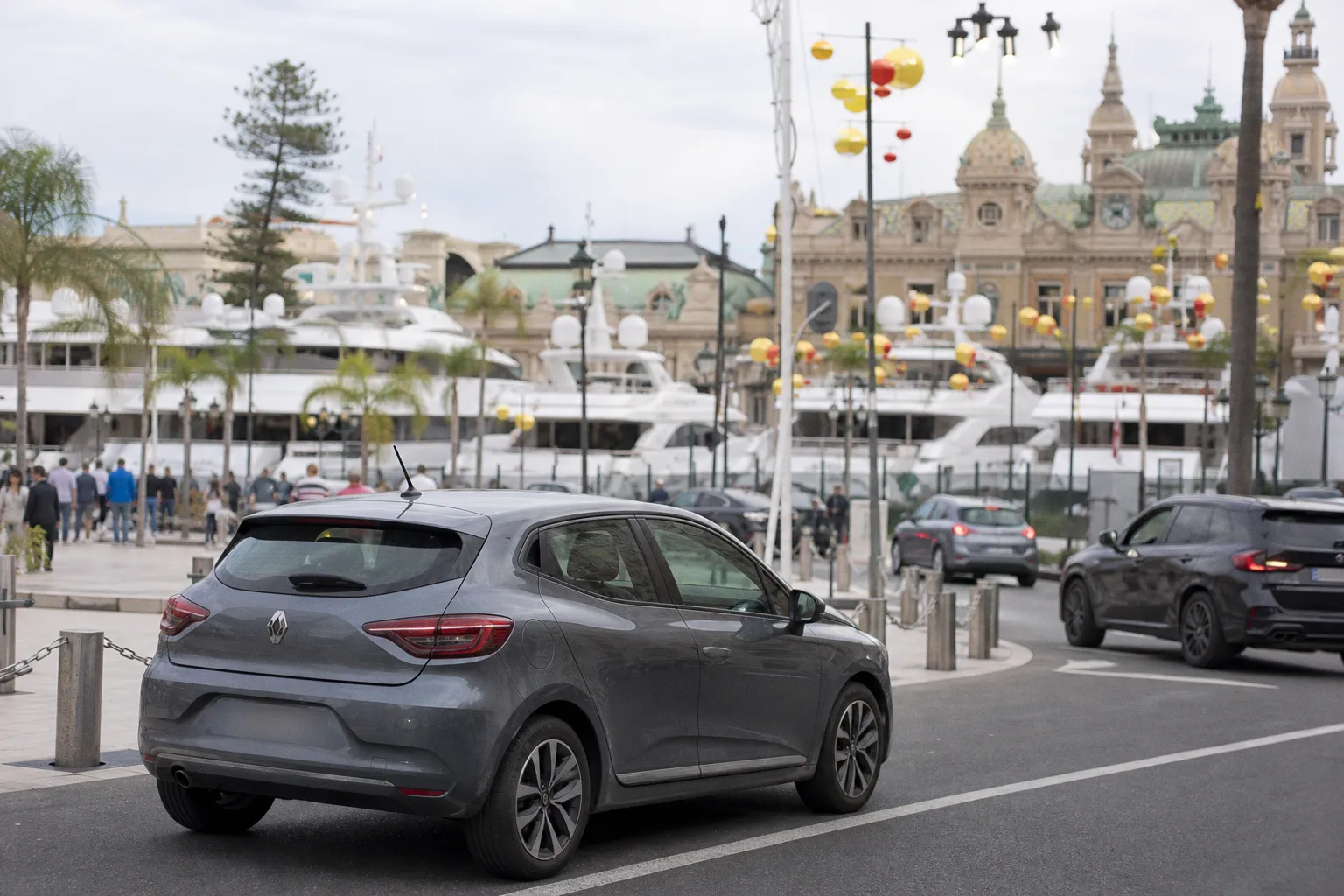 Location de voiture : comment éviter la flambée des prix liée aux grands événements