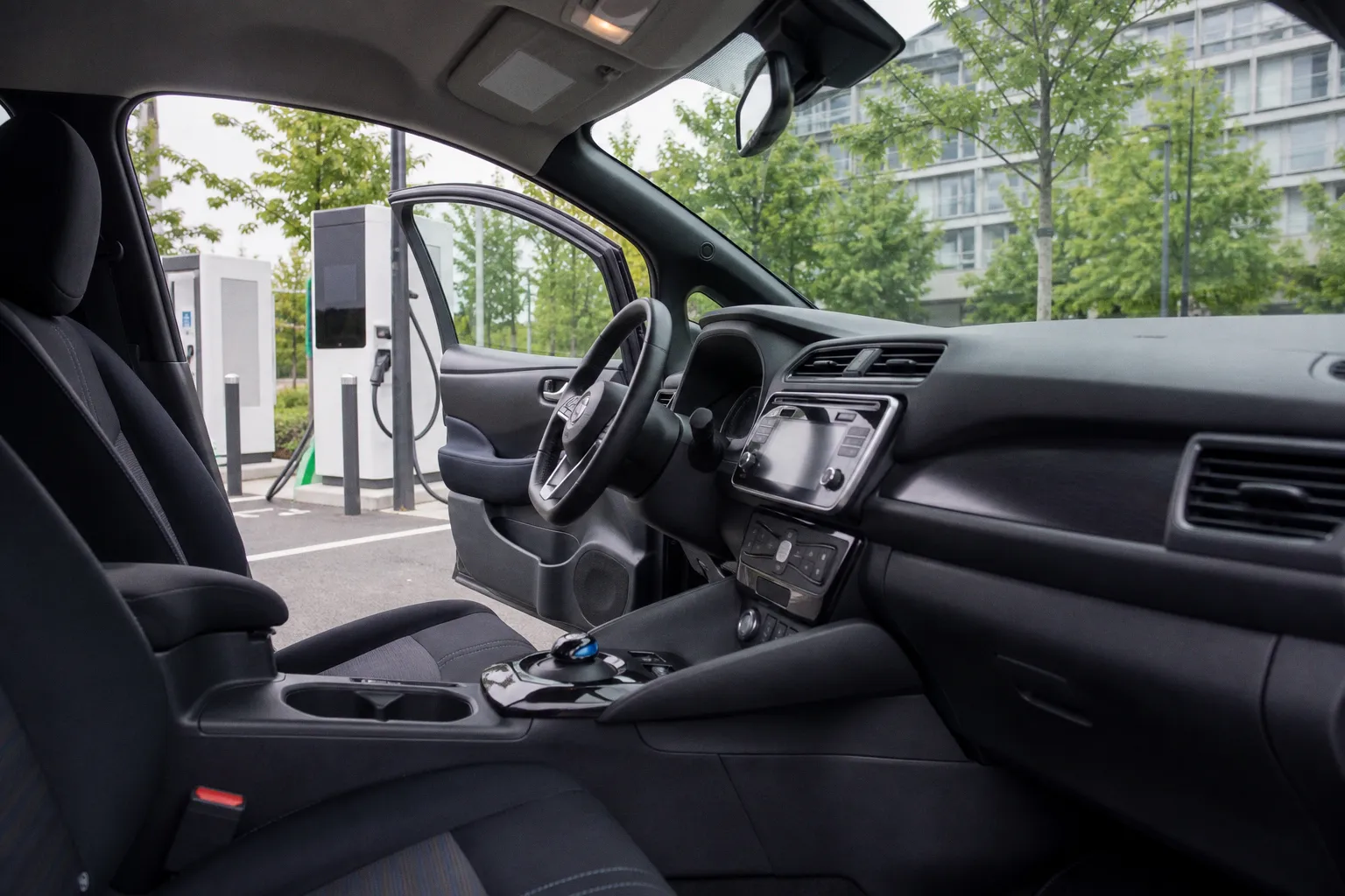Location de voitures électriques : les enjeux d'un marché en pleine expansion
