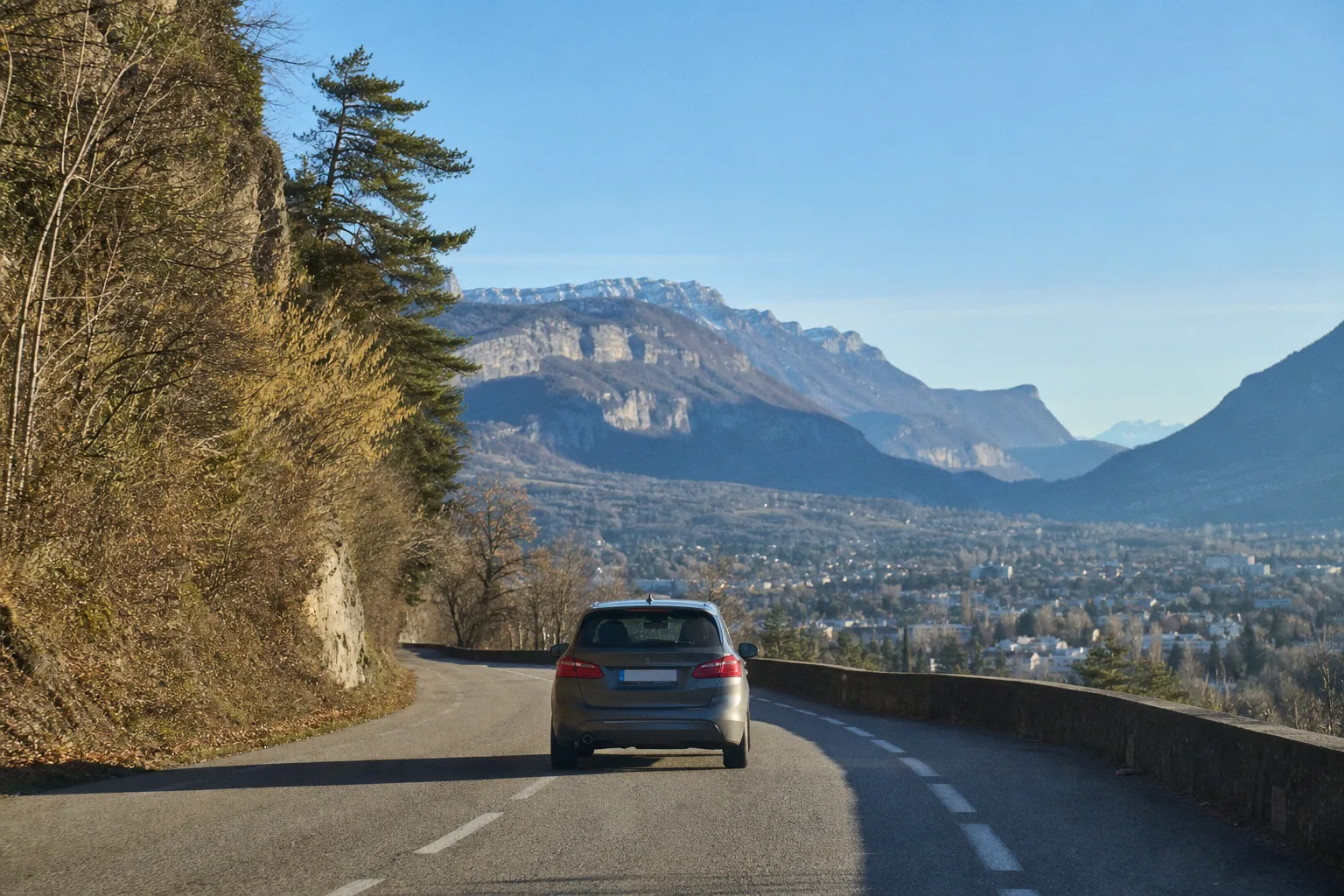 Location de voiture à Chambéry : guide pratique